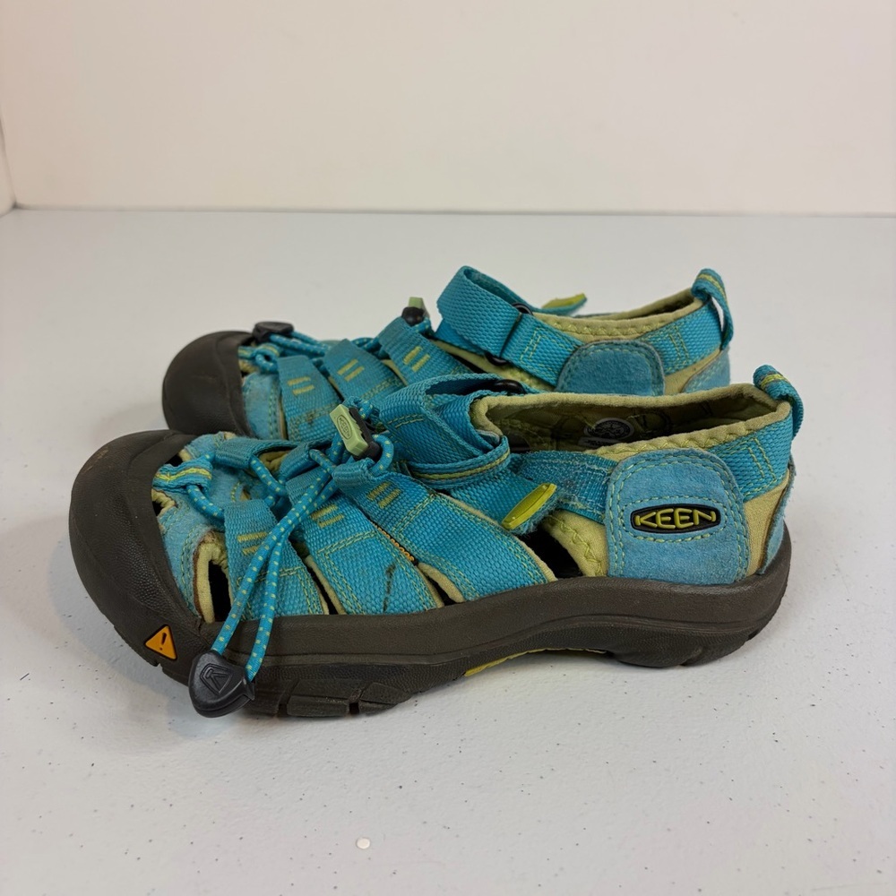 Keen Newport H2 Sandals Shoes Kid size 1 Outdoor Nature Shoe Teal Blue beach